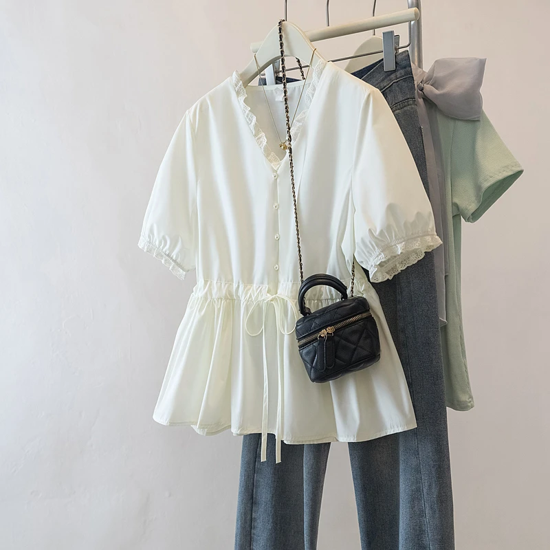法式蕾丝边V领短袖衬衫女2025夏季新款泡泡袖系带收腰衬衣短上衣