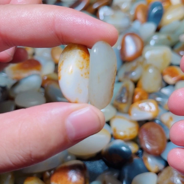 颈饰未镶嵌和田玉2个