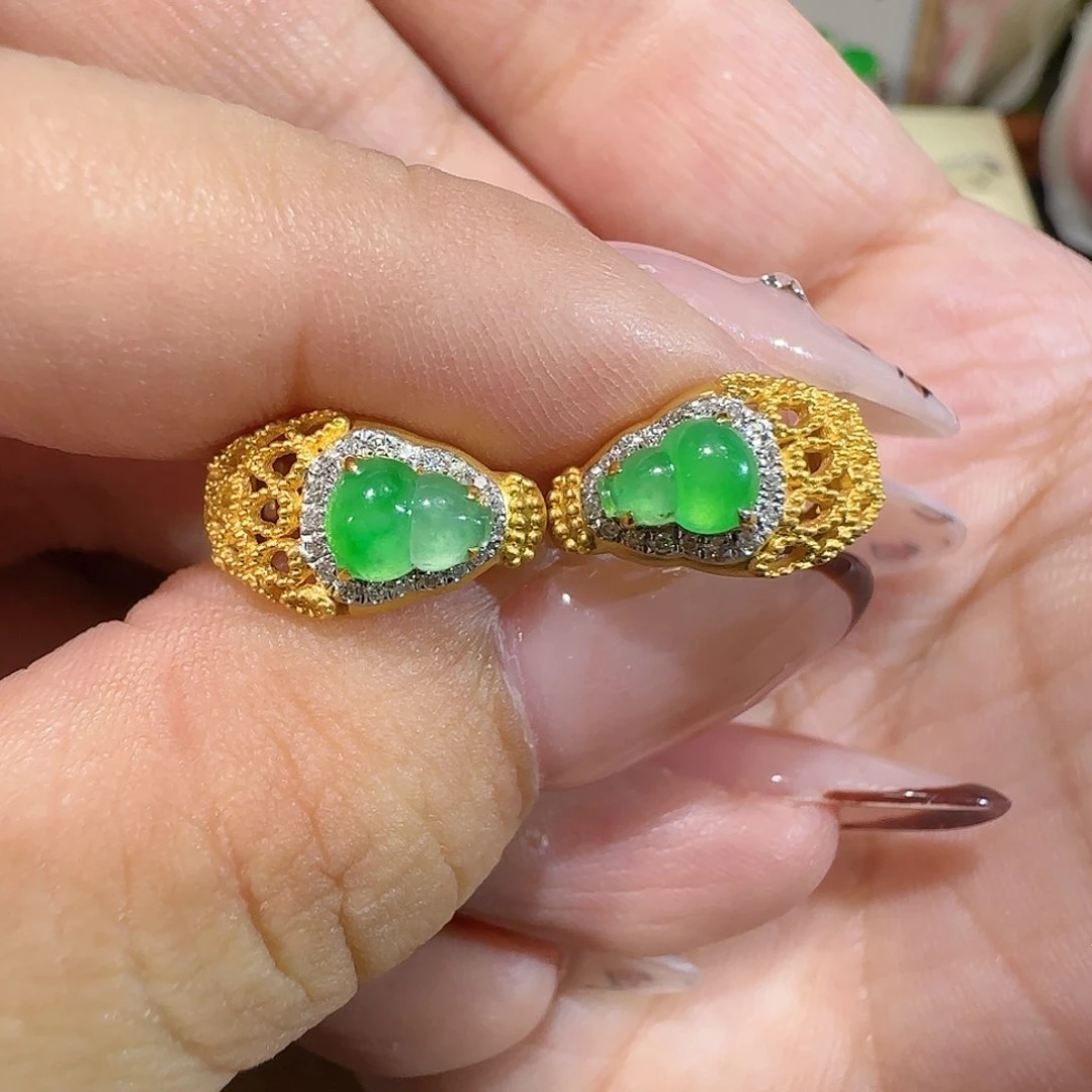 【闪购商品】18K金镶嵌翡翠耳饰