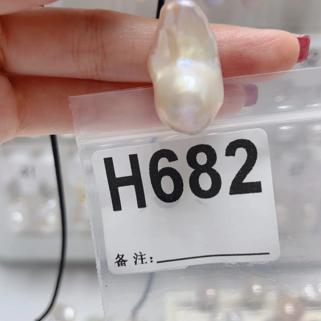 颈饰未镶嵌淡水珍珠