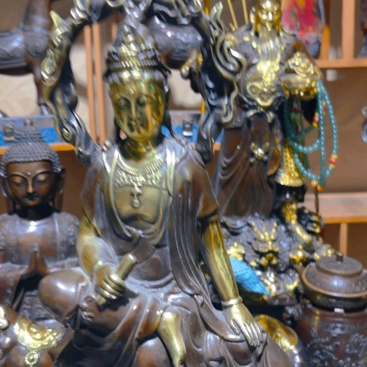 铜的。全清了。一件不留！不磨叽