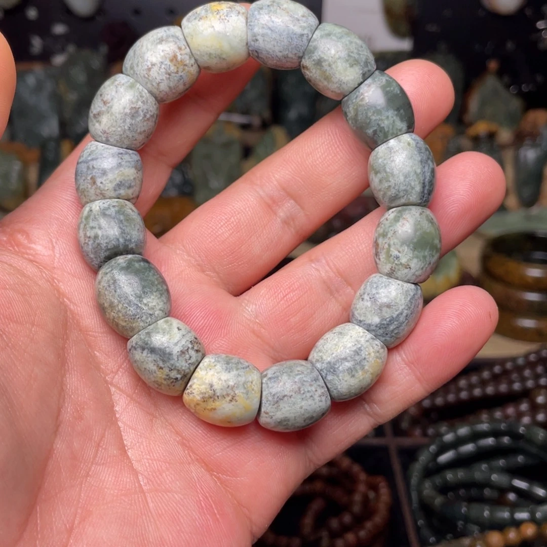 岫岩河磨玉（透闪石质玉）未镶嵌颈饰卡14+