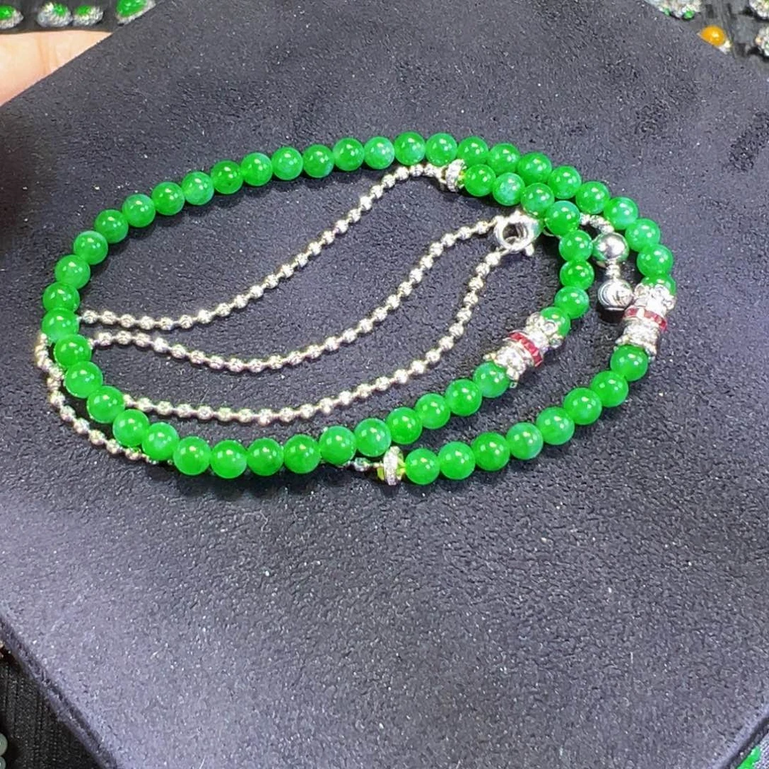 翡翠18K金镶嵌颈饰米珠