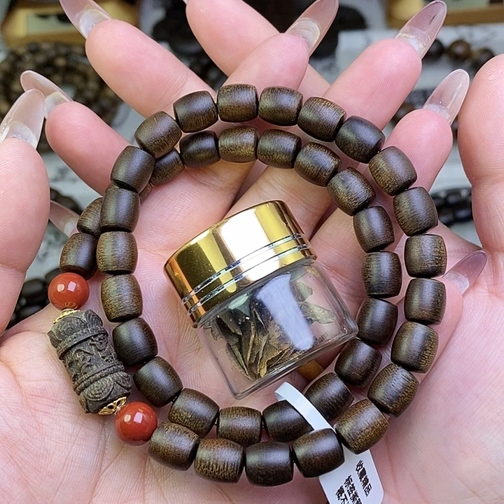沉香沉香碎屑越南芽庄白棋楠0.8设计款