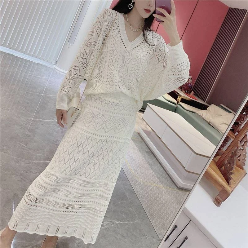 AS2025新款时尚镂空V领提花上衣+直筒气质半身裙两件套xx