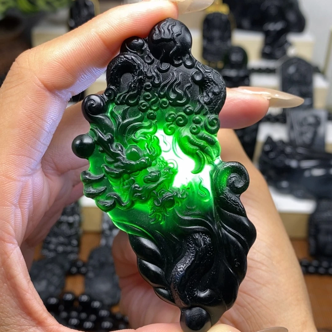 蛇纹石玉未镶嵌吊坠