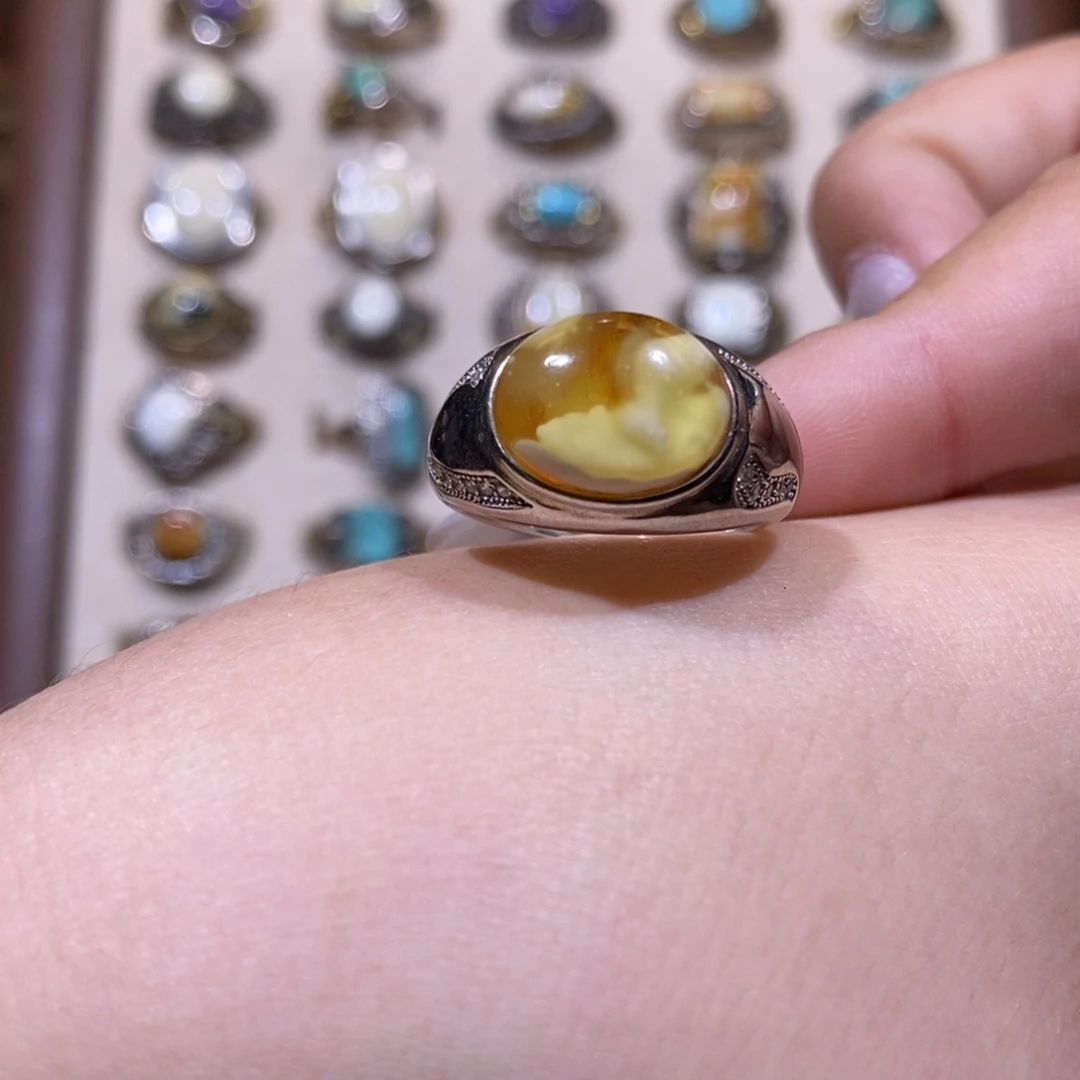 银S925镶嵌琥珀戒指戒指