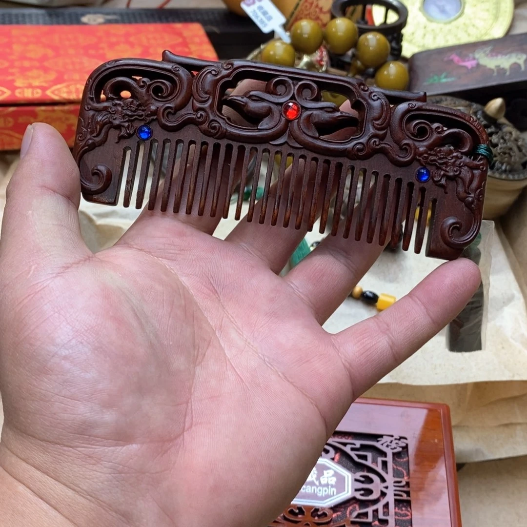 大叶紫檀（黑酸枝木类）