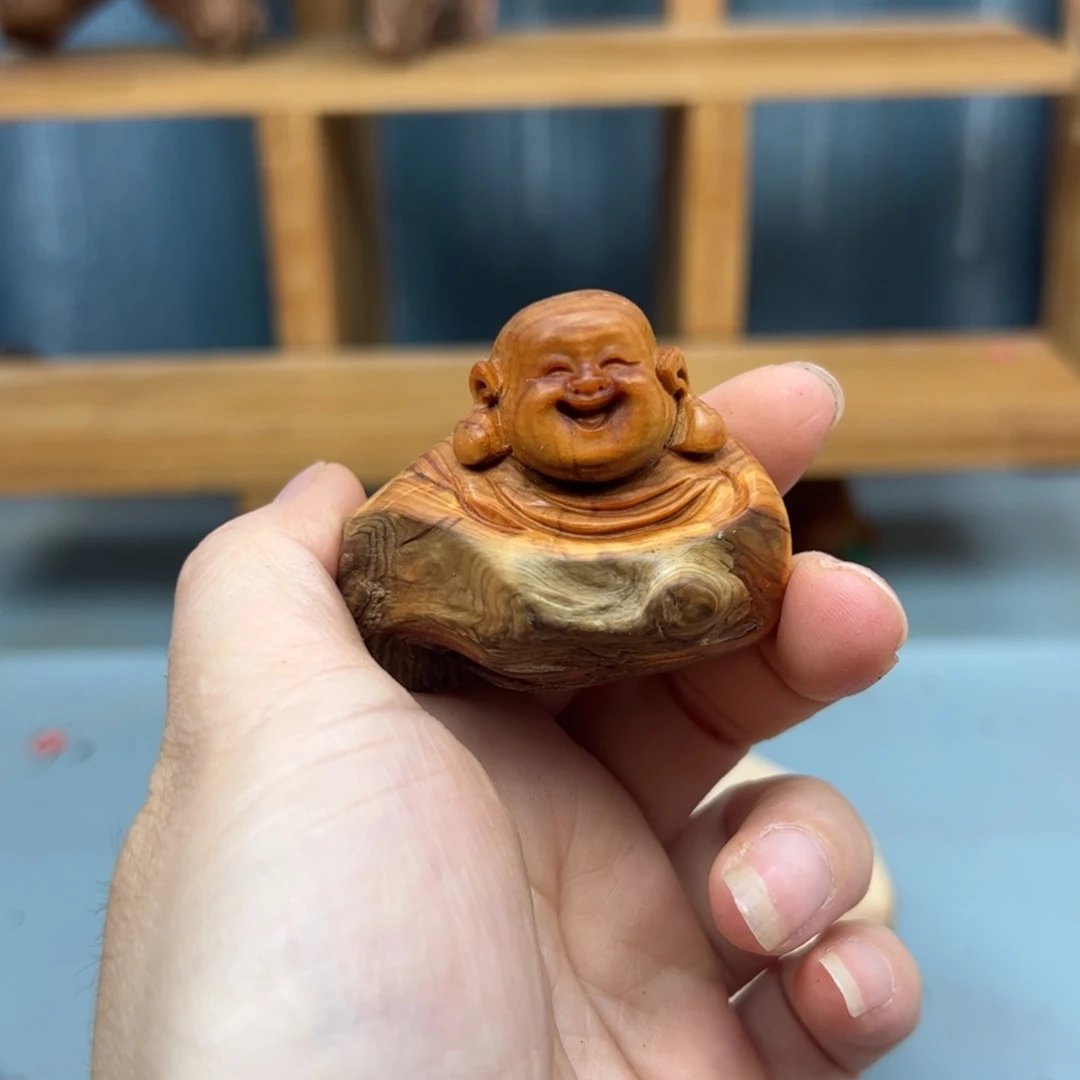 顺***爷木崖柏木摆件手把件