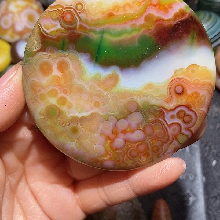 俊***哥玛瑙/玉髓颈饰合金