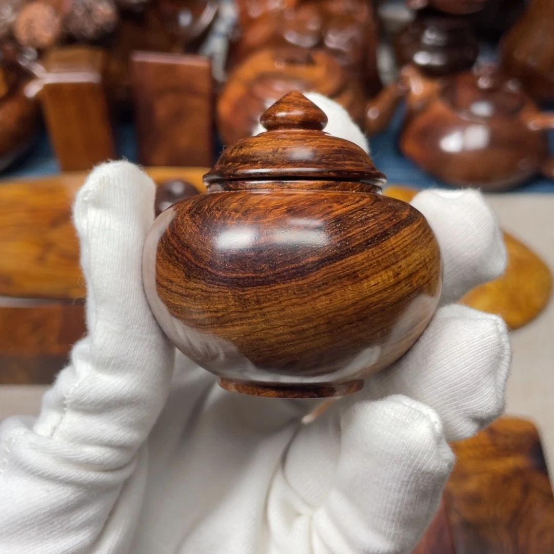 鑫***语黄花梨/降香黄檀手把件