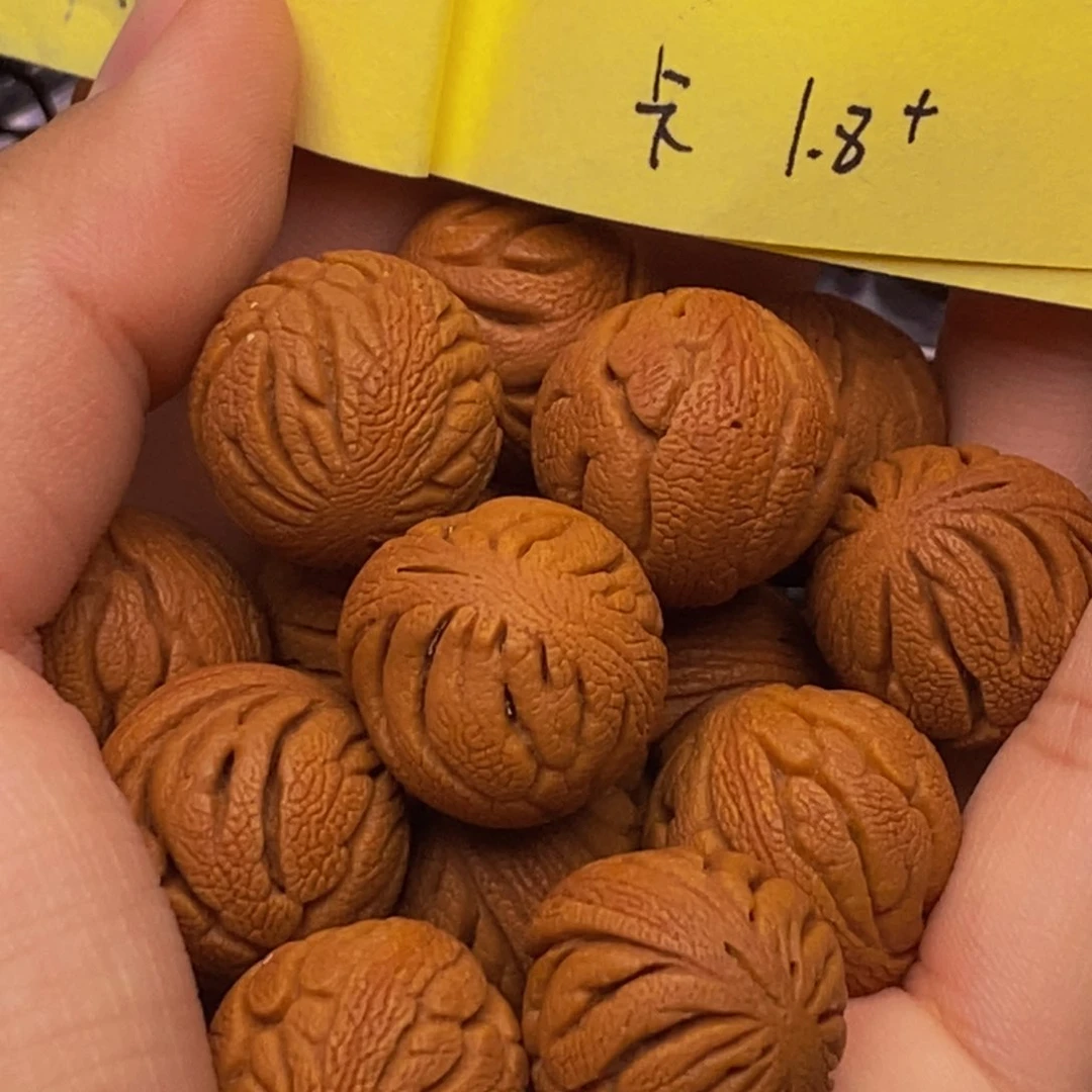 秦岭山脉龙纹桃核 14