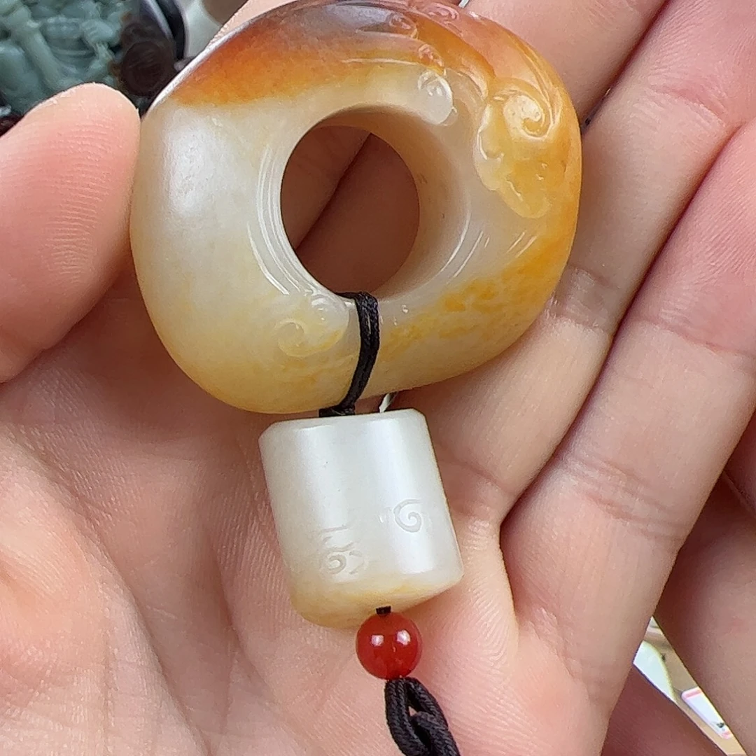 和田玉未镶嵌挂件