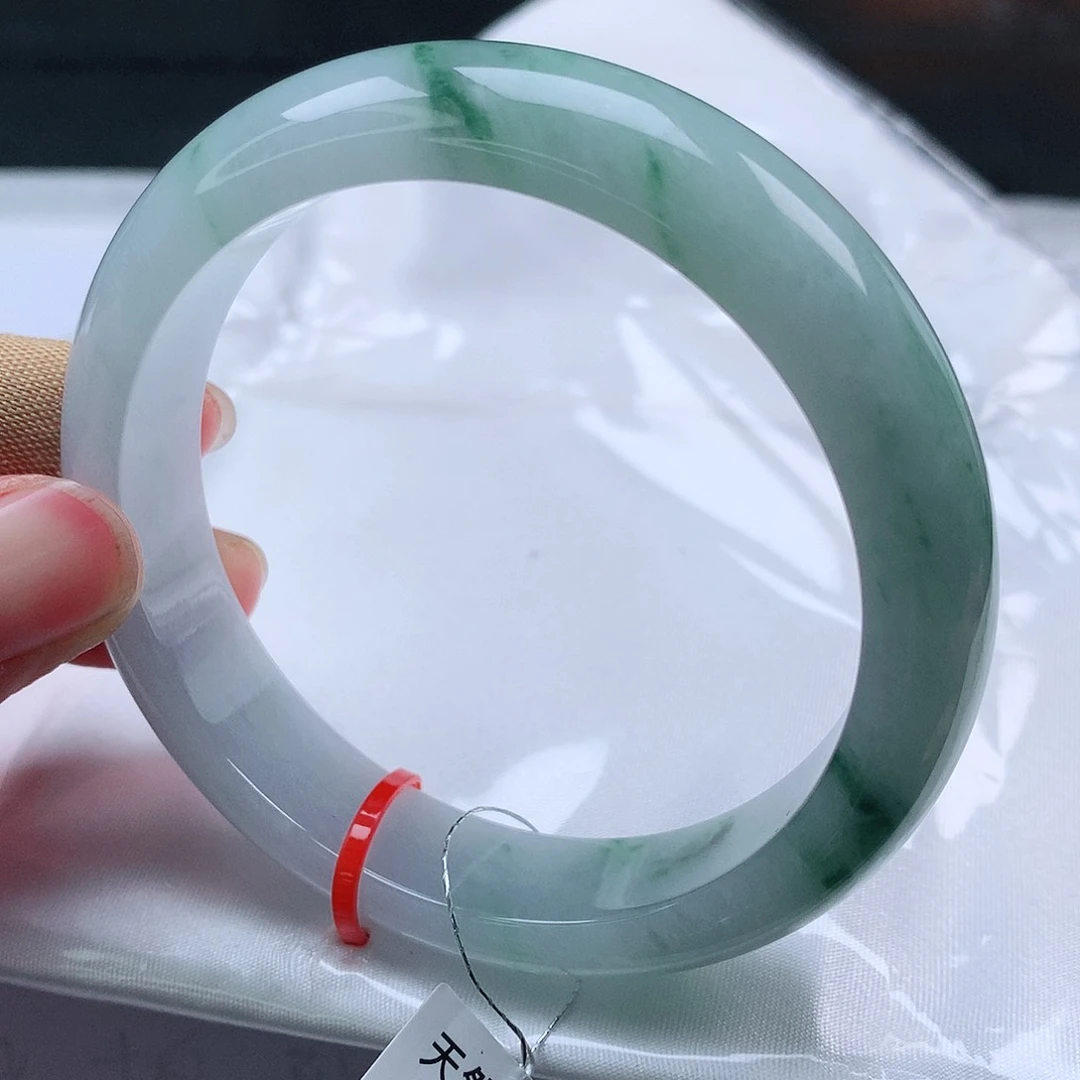 翡翠手镯未镶嵌56.5圈