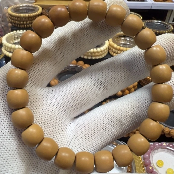 猴头核桃吊坠猴头直切一条