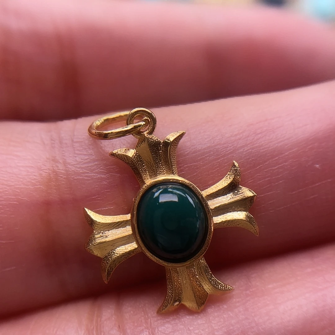 绿松石18K金镶嵌配饰