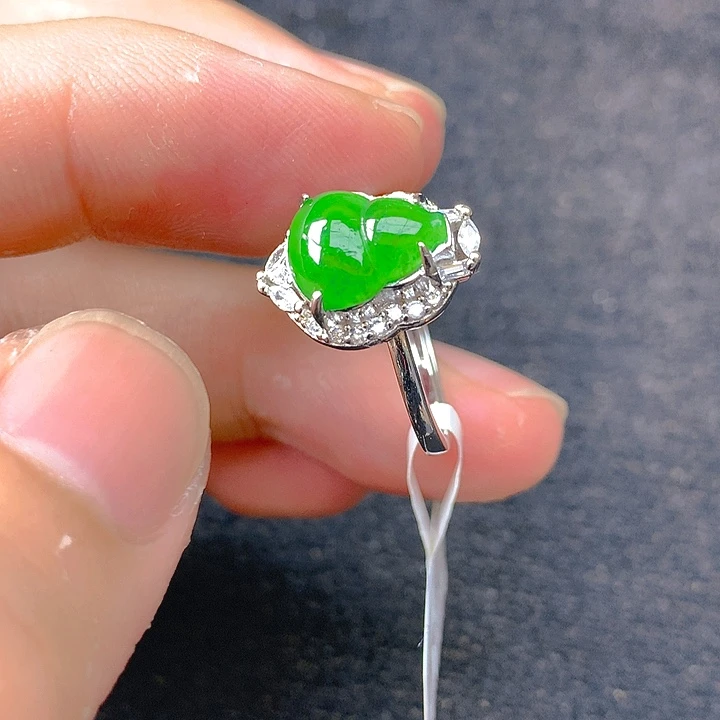 翡翠银S925镶嵌颈饰