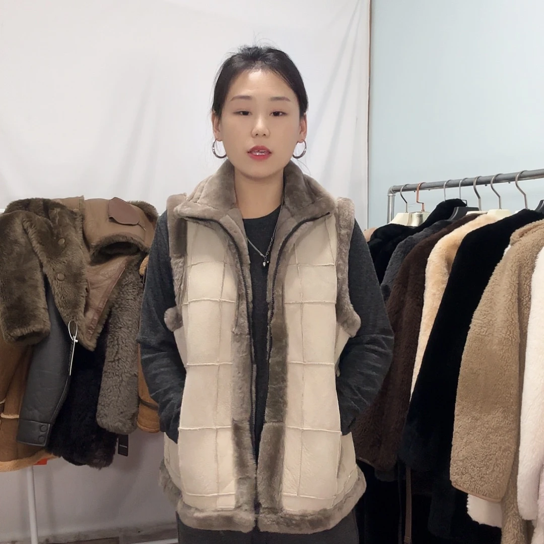 灰白马甲真皮真毛