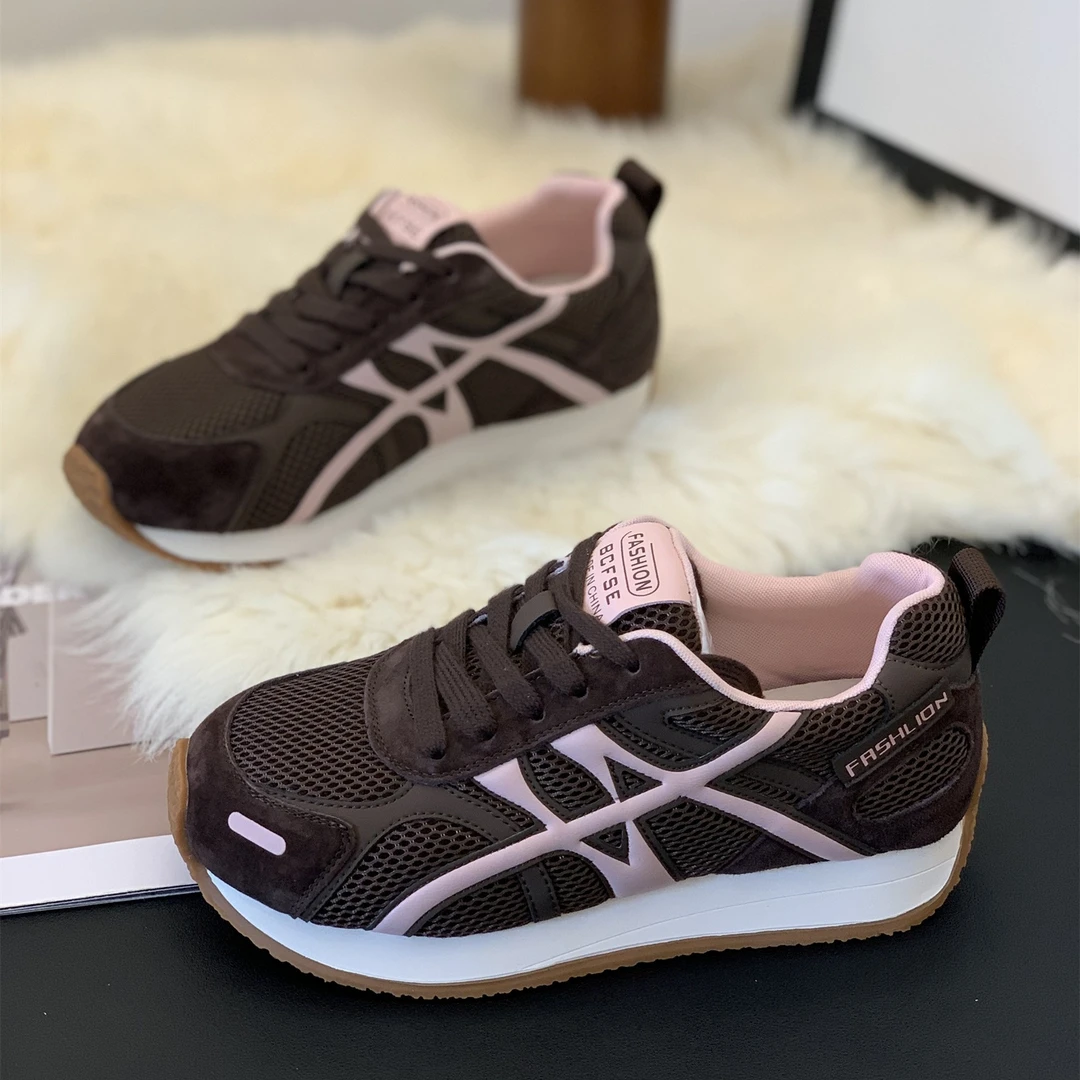 新款超火轻便休闲德训鞋女2025秋季显脚小拼色时尚百搭简约阿甘鞋