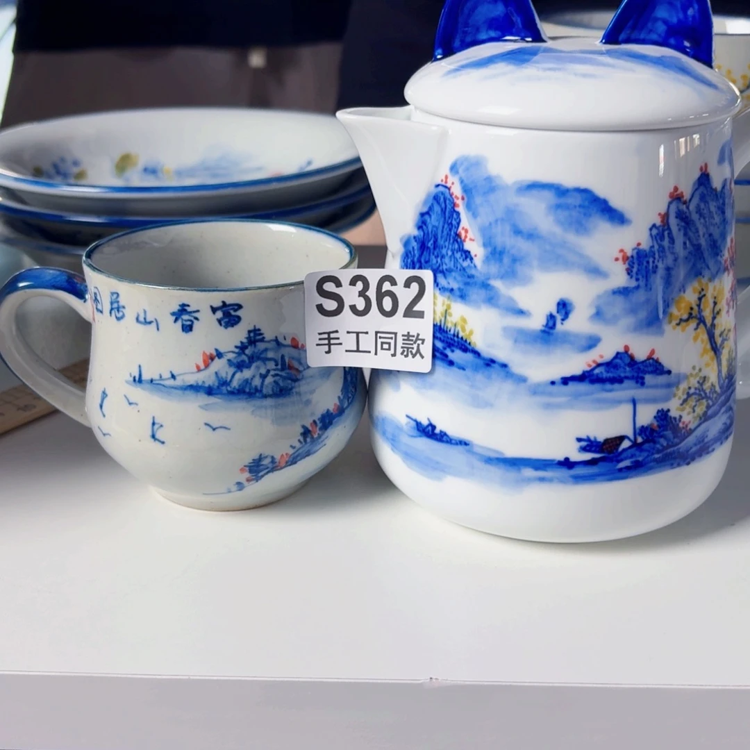 摆件景德镇老陶泥瓷器