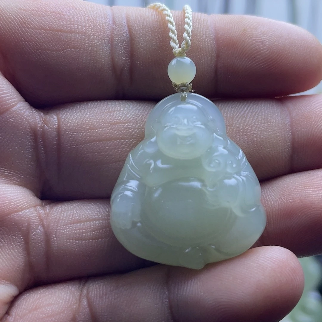 和田玉未镶嵌车挂