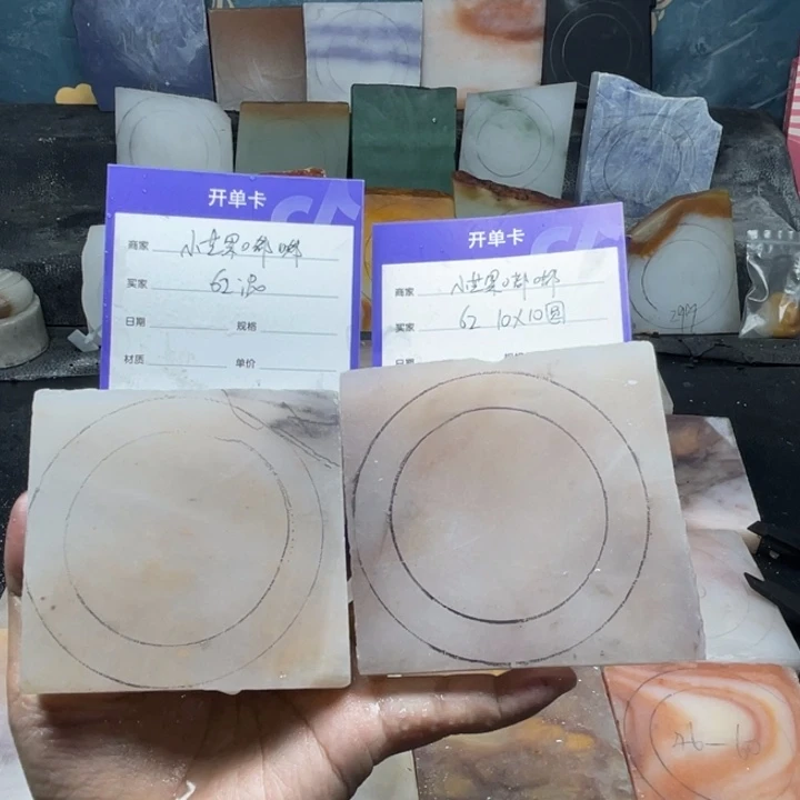 小***嘟石英质玉（金丝玉）未镶嵌手镯定制手镯