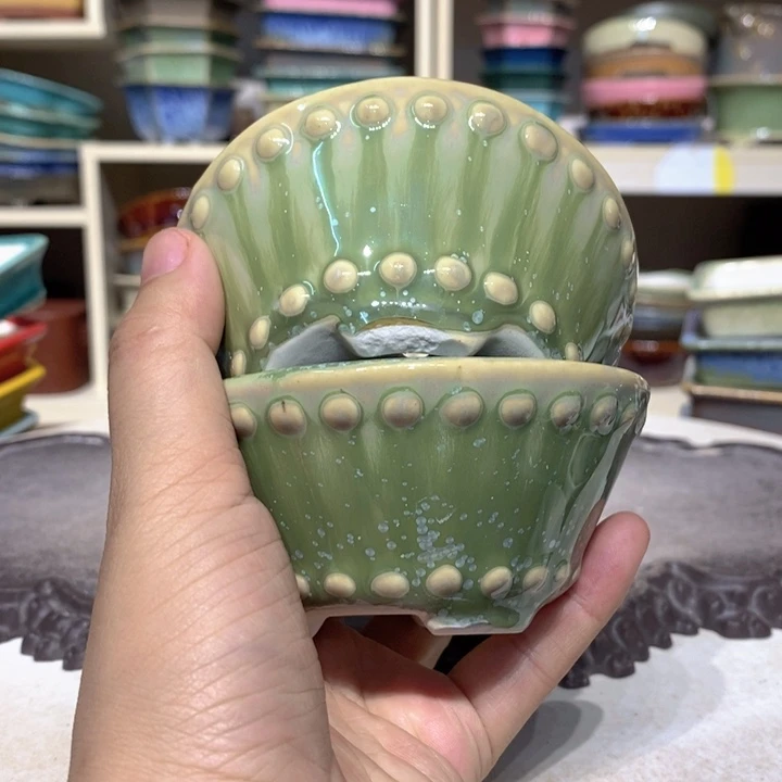 紫砂花盆瑕疵4.5-10。。。磨角