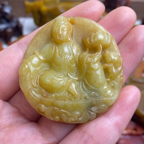 蛇纹石玉未镶嵌颈饰139