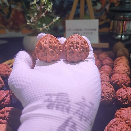 吊坠文玩核桃三角苹果园