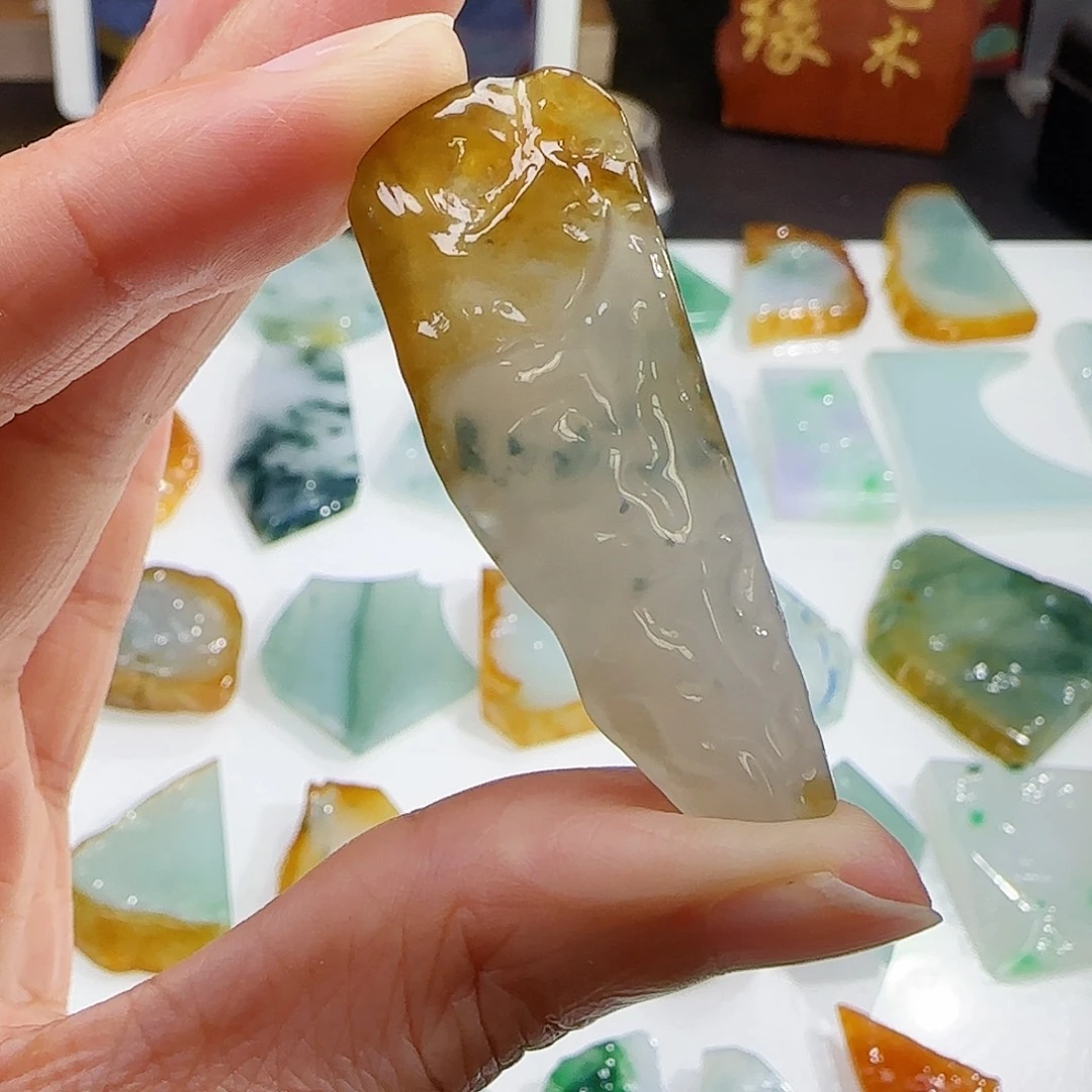 定制翡翠未镶嵌缅甸翡翠挂件
