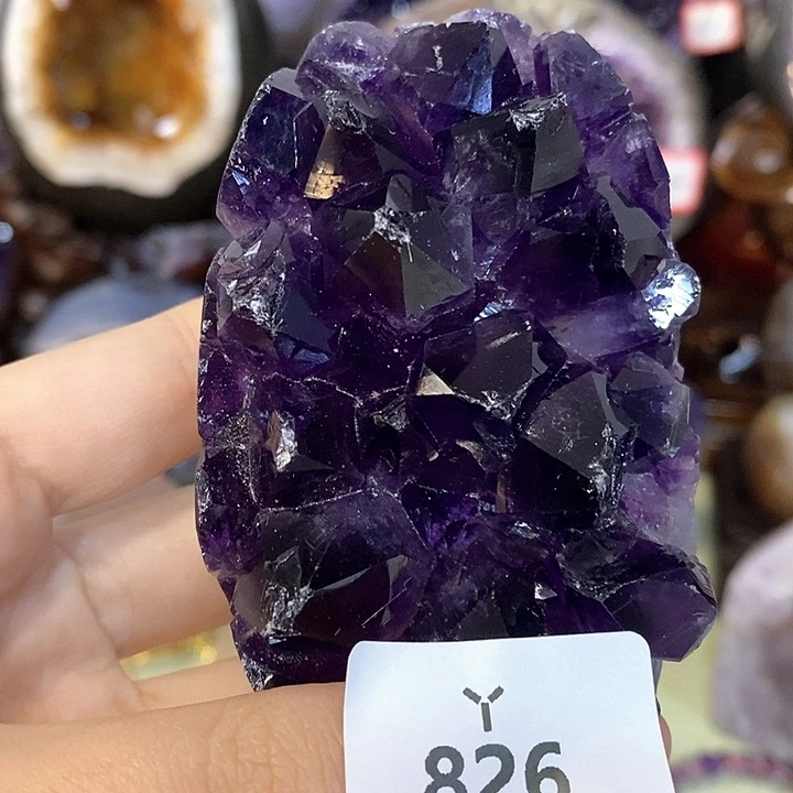 未镶嵌水晶大型摆件（非配饰）