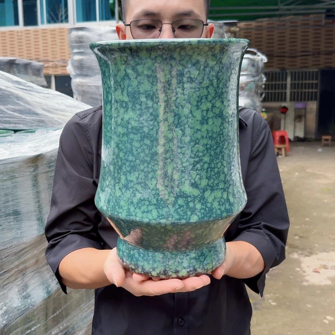 紫砂花盆口20高31（束腰雪花绿一个