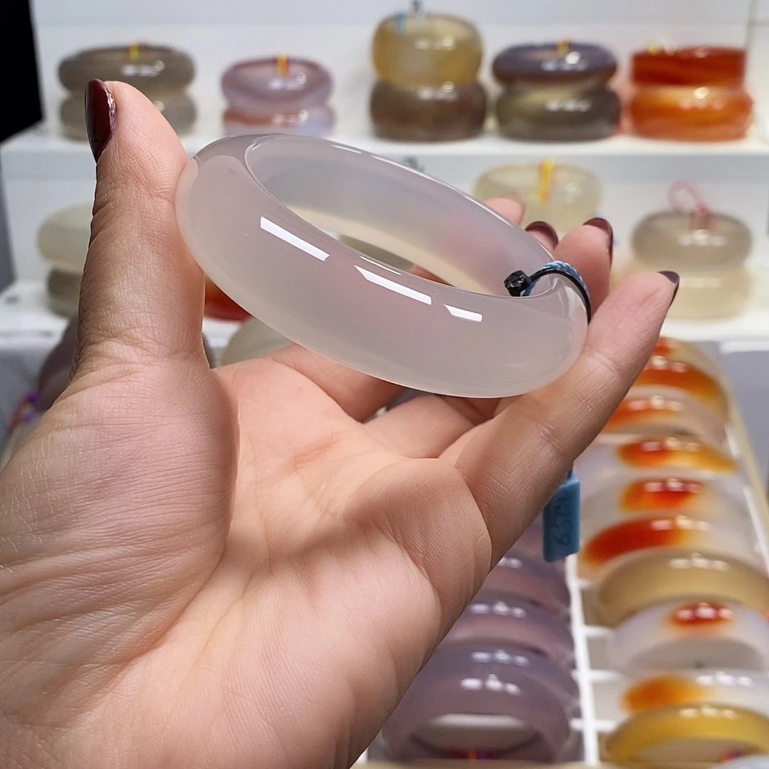 玛瑙/玉髓未镶嵌手镯