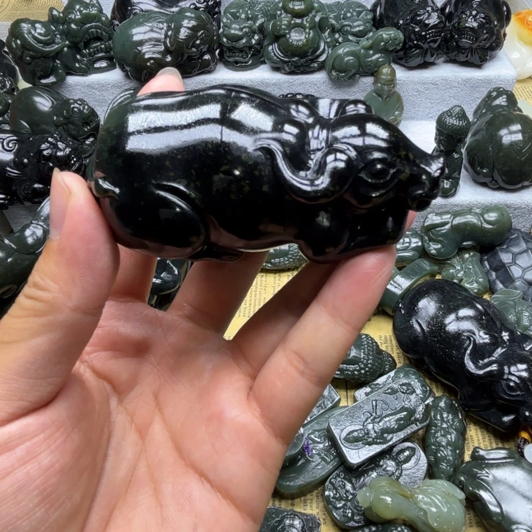 和田玉（糖玉）未镶嵌颈饰