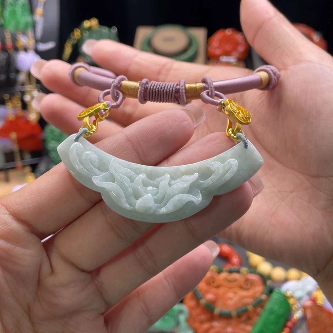 翡翠颈饰未镶嵌代编织