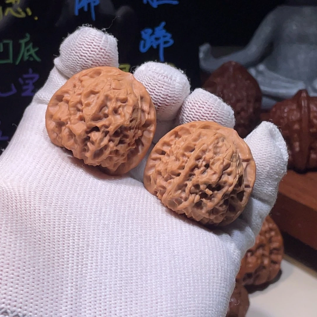 文玩核桃把件秦月.35.35,2038