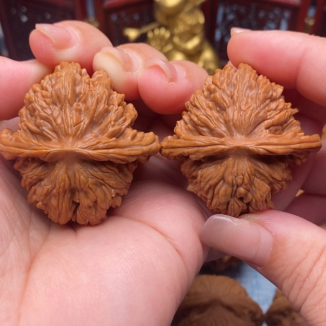 文玩核桃把件44.5全品毕业四座楼