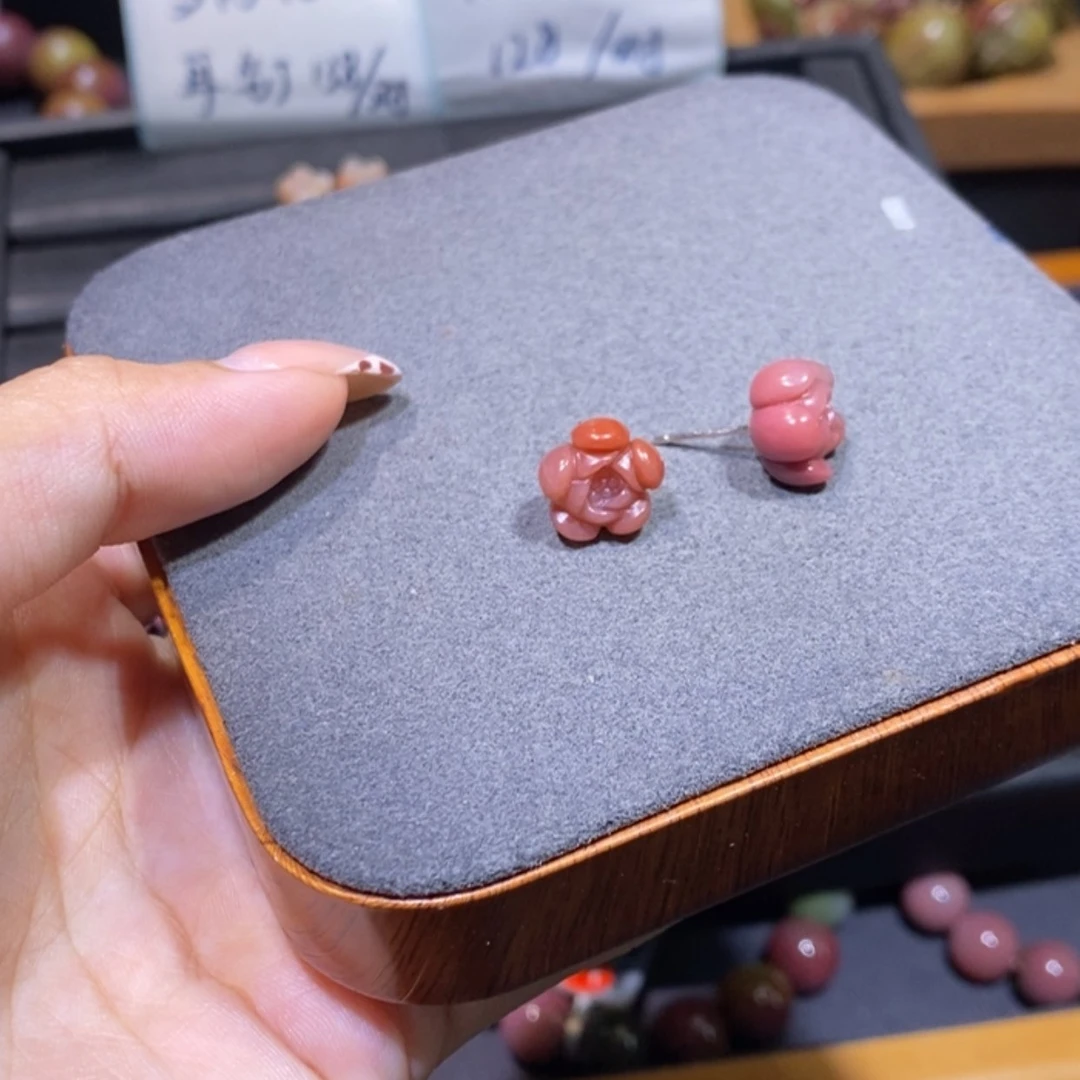 【闪购商品】未镶嵌手链玛瑙/玉髓盐源玛瑙。耳钉