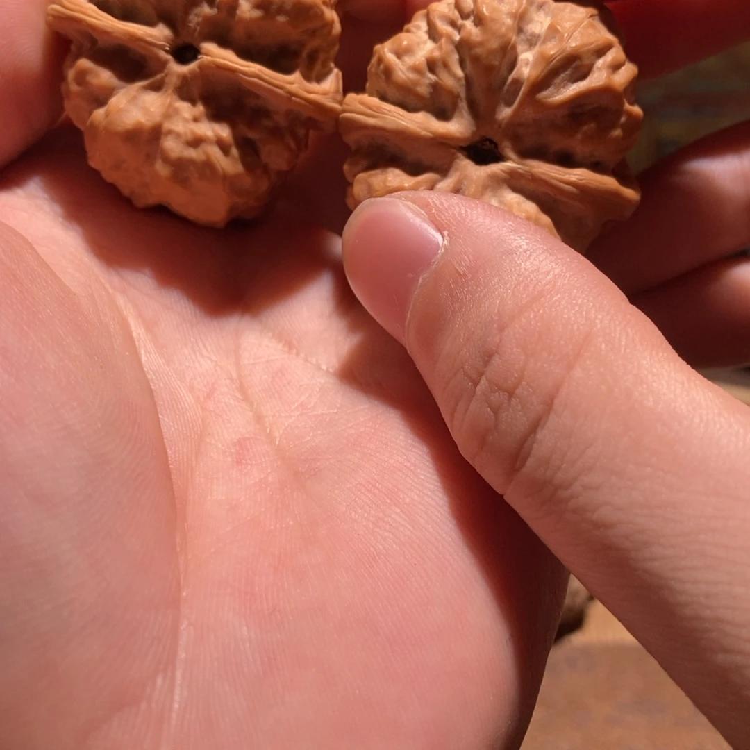 A***衷吊坠文玩核桃蛤蟆头D26