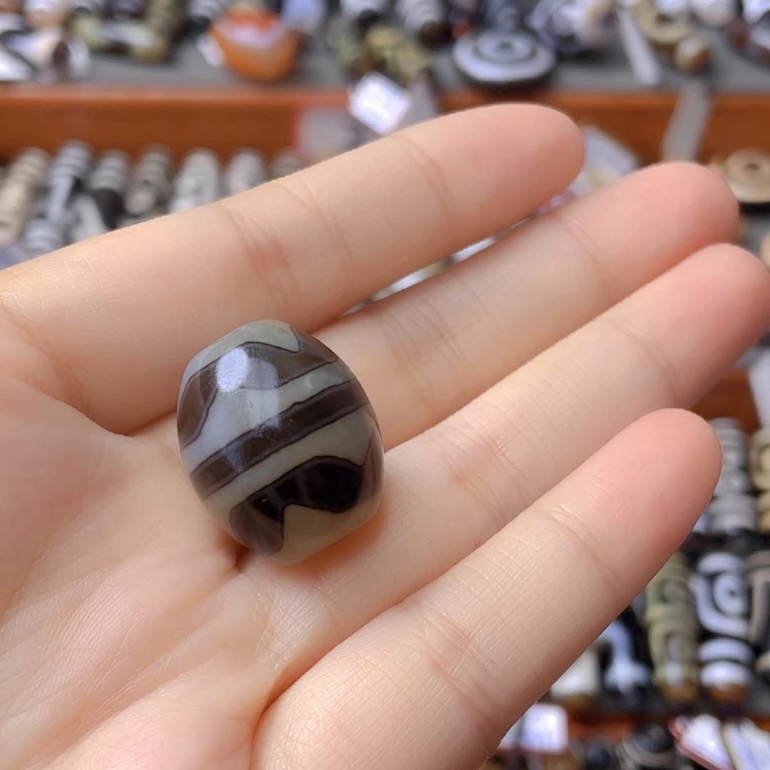 未镶嵌颈饰玛瑙/玉髓