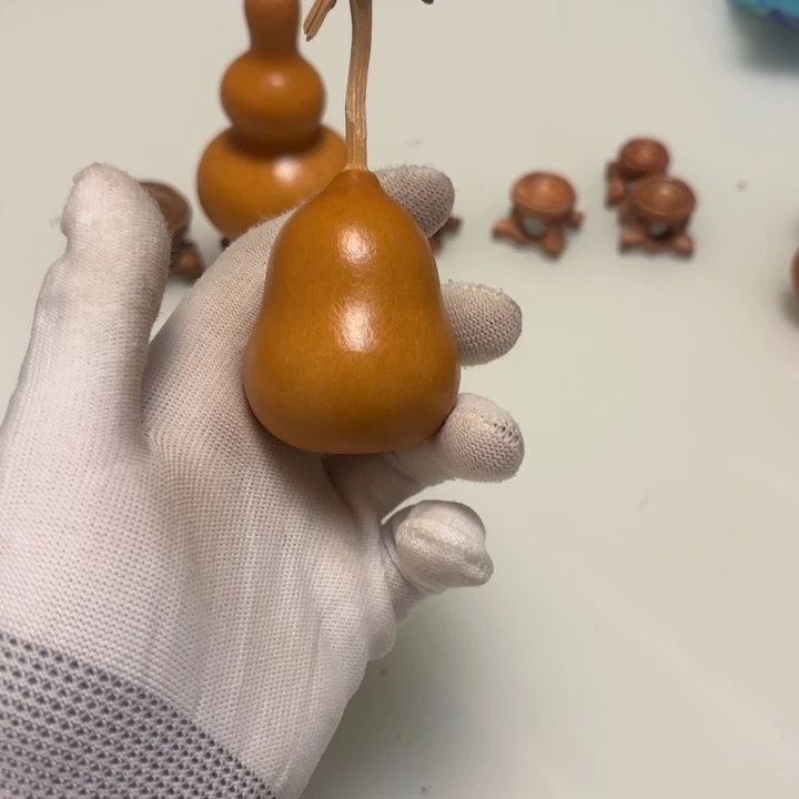 牧***云天然手捻的老皮葫芦