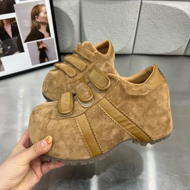 主播推荐2025年（666-3）魔术贴拼色百搭时尚休闲厚底防滑增高鞋