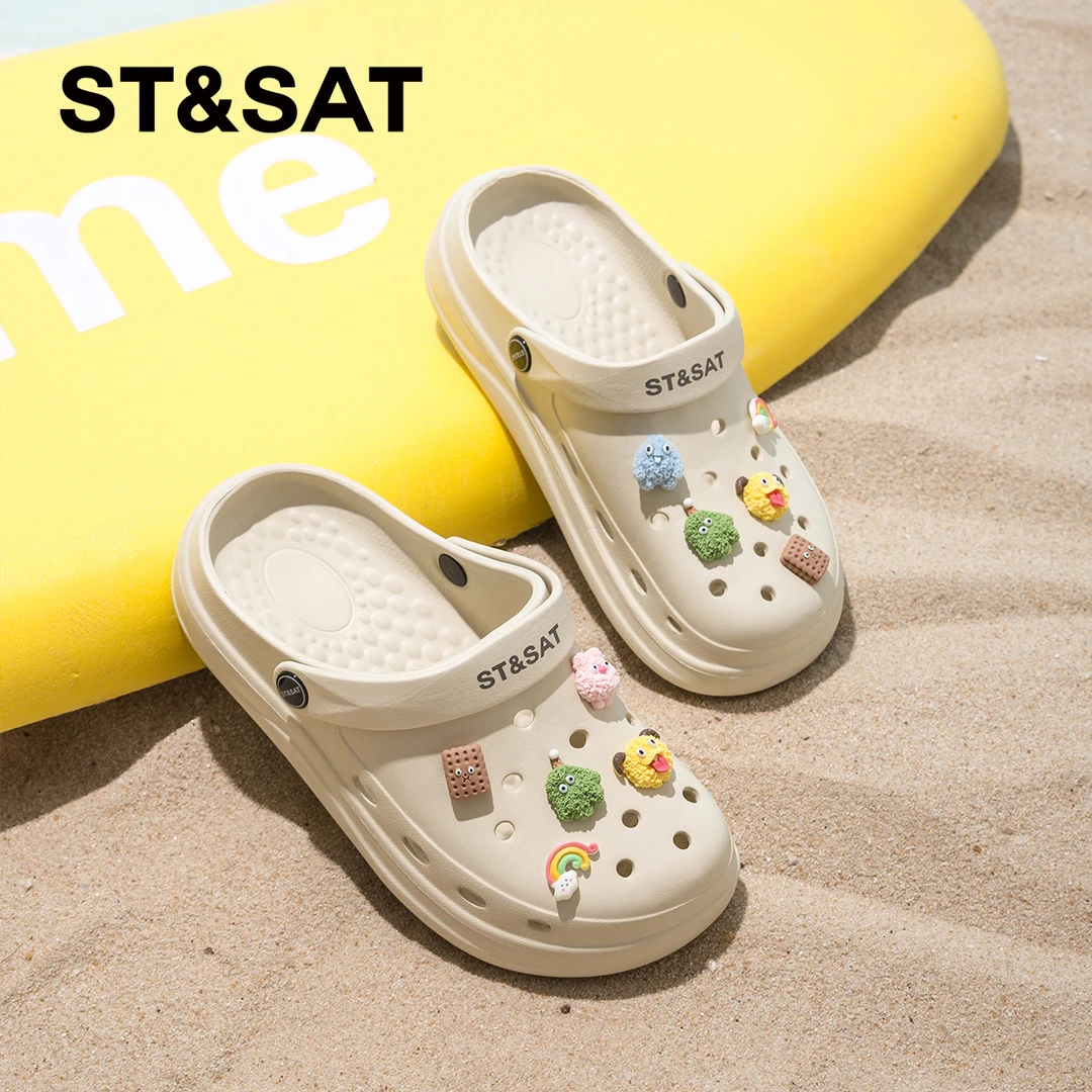 星期六平底洞洞鞋女夏季2025新款爆款高级感沙滩拖鞋外穿防滑凉鞋