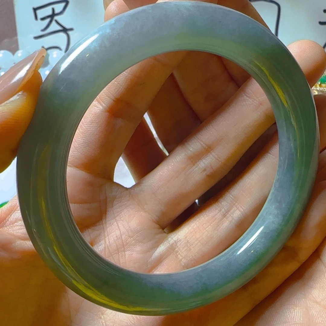 翡翠手镯未镶嵌翡翠880
