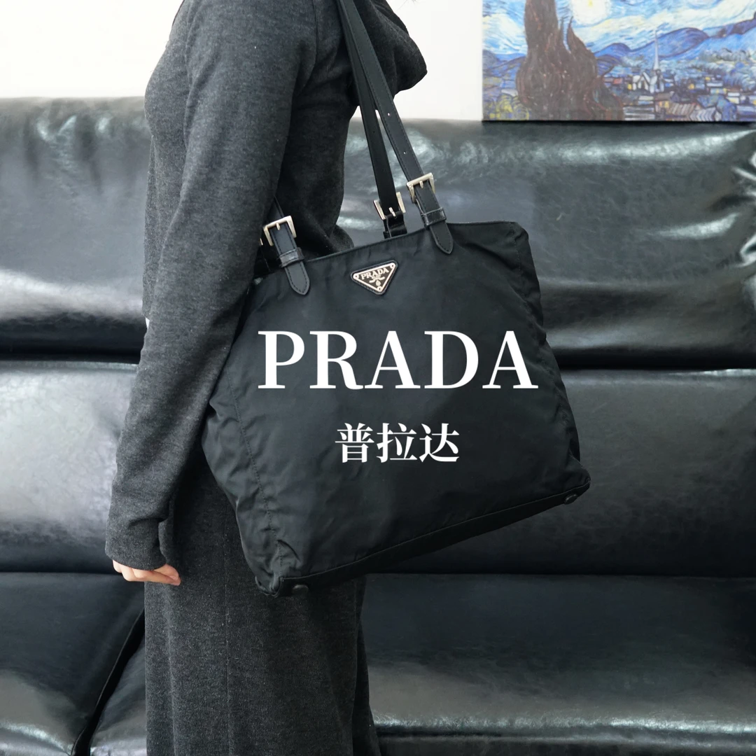 95新 Prada/普拉达 黑色托特单肩包/WJ04822011/2011
