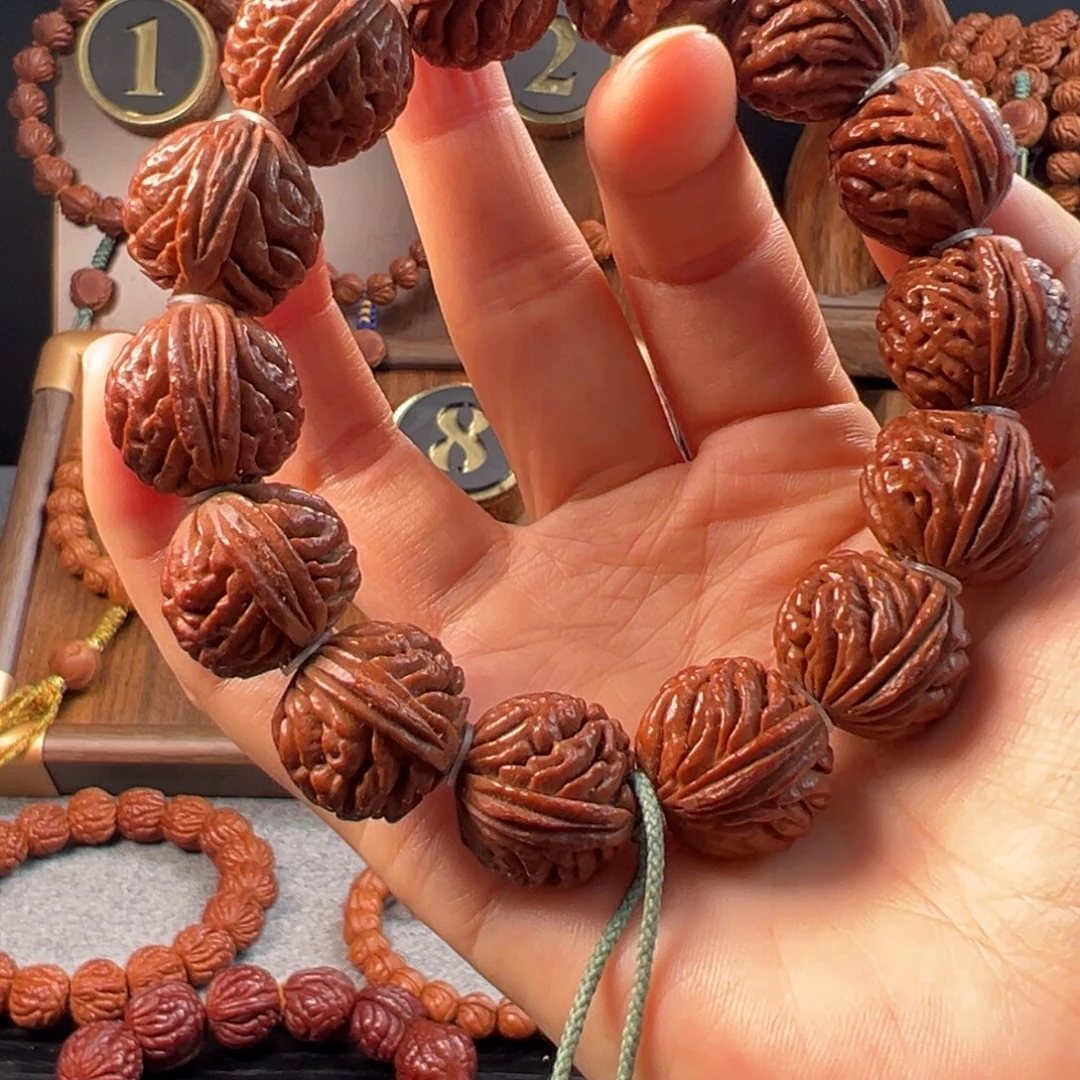 手串桃核20刺龙元宝