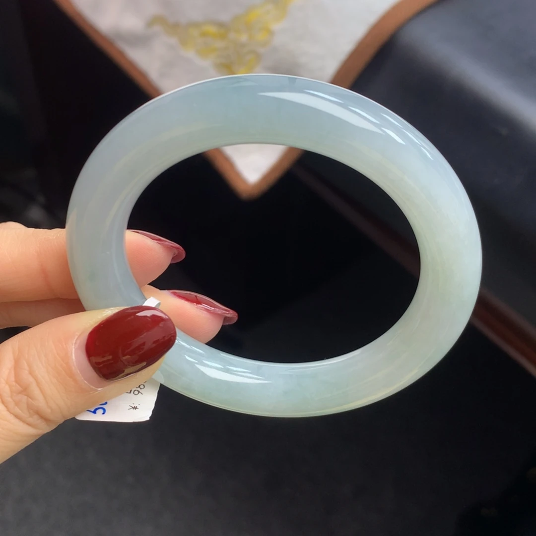 翡翠未镶嵌手镯圆