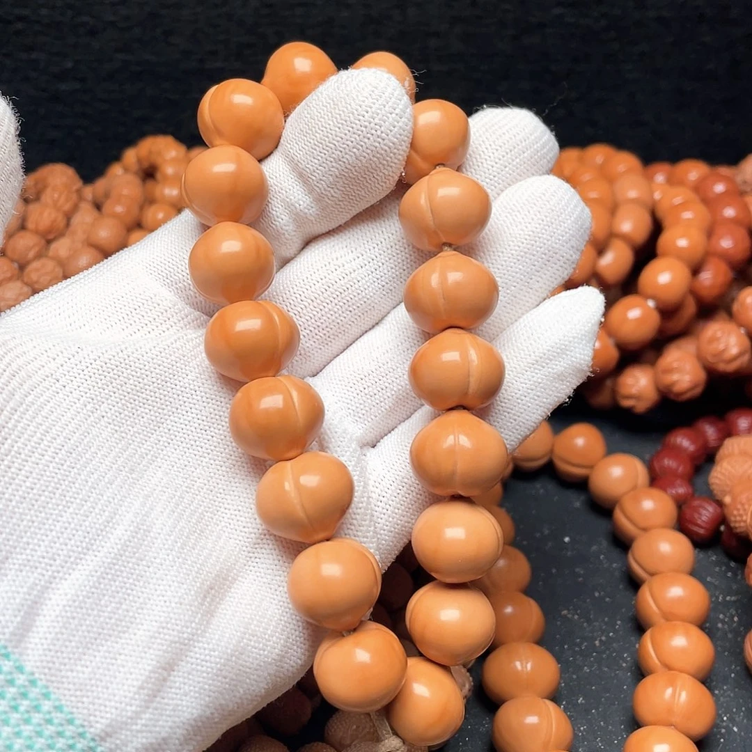 吊坠猴头核桃屁桃