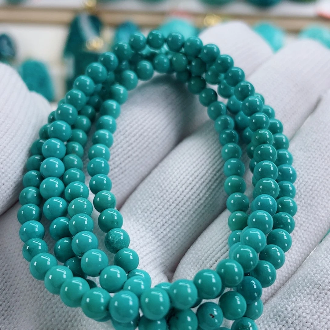 绿松石未镶嵌颈饰