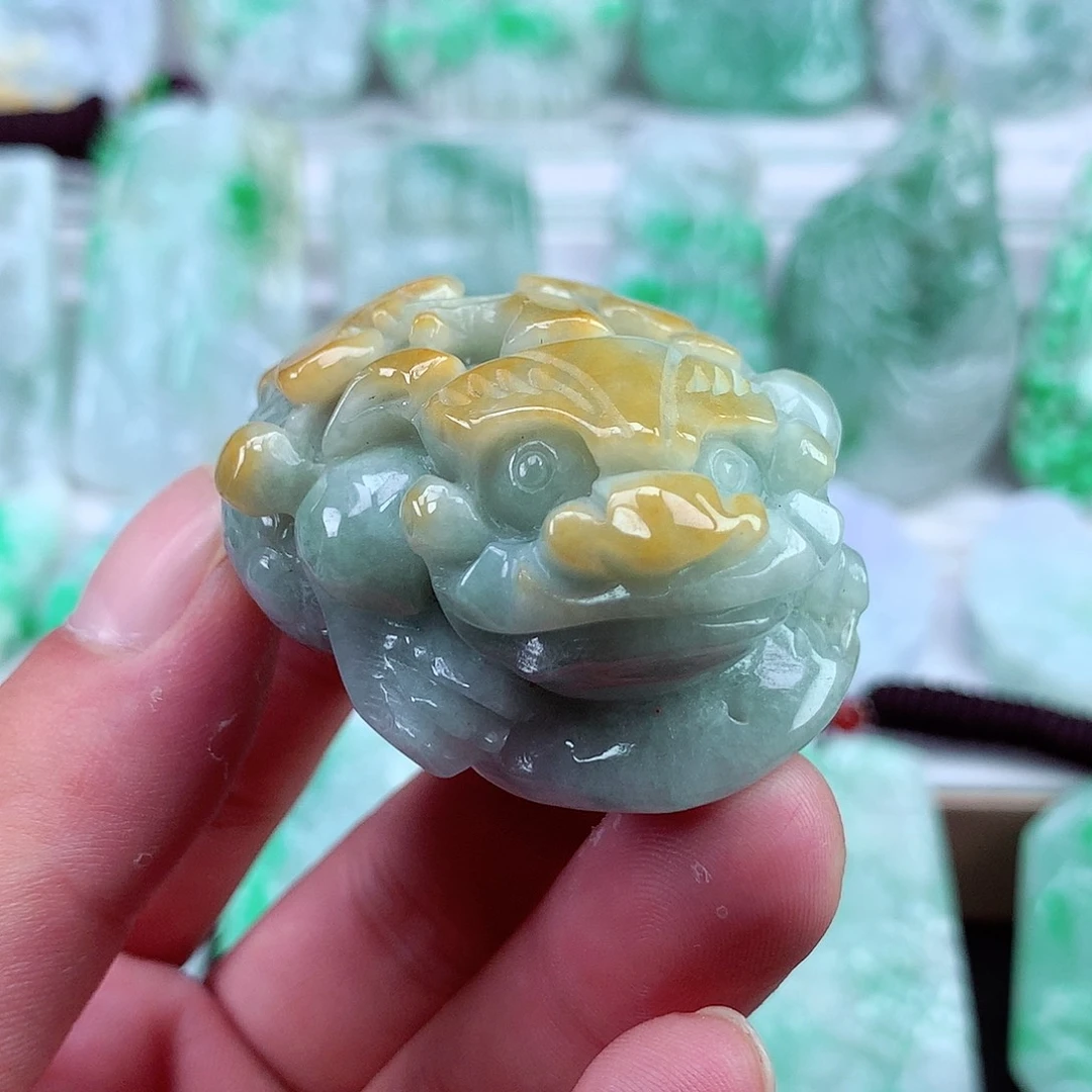 翡翠未镶嵌颈饰翡翠吊坠
